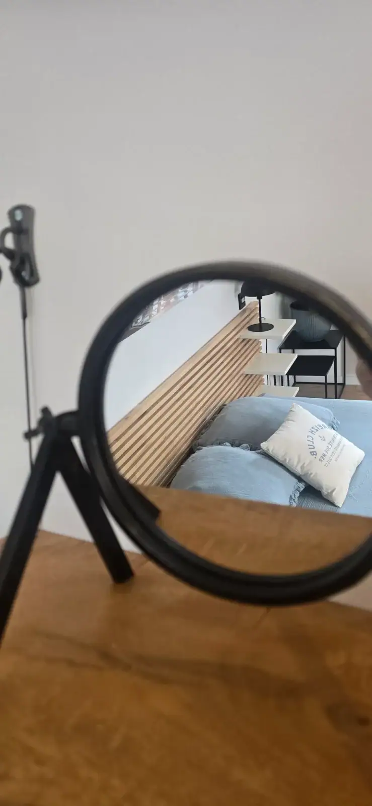 chambre suite bleu azur salle de bain douche